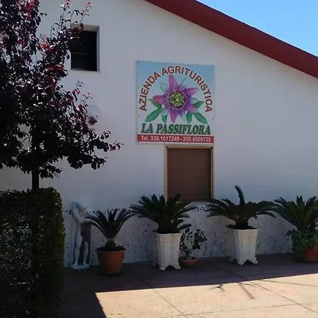 Azienda Agrituristica La Passiflora * スカンツァーノ・イオーニコ